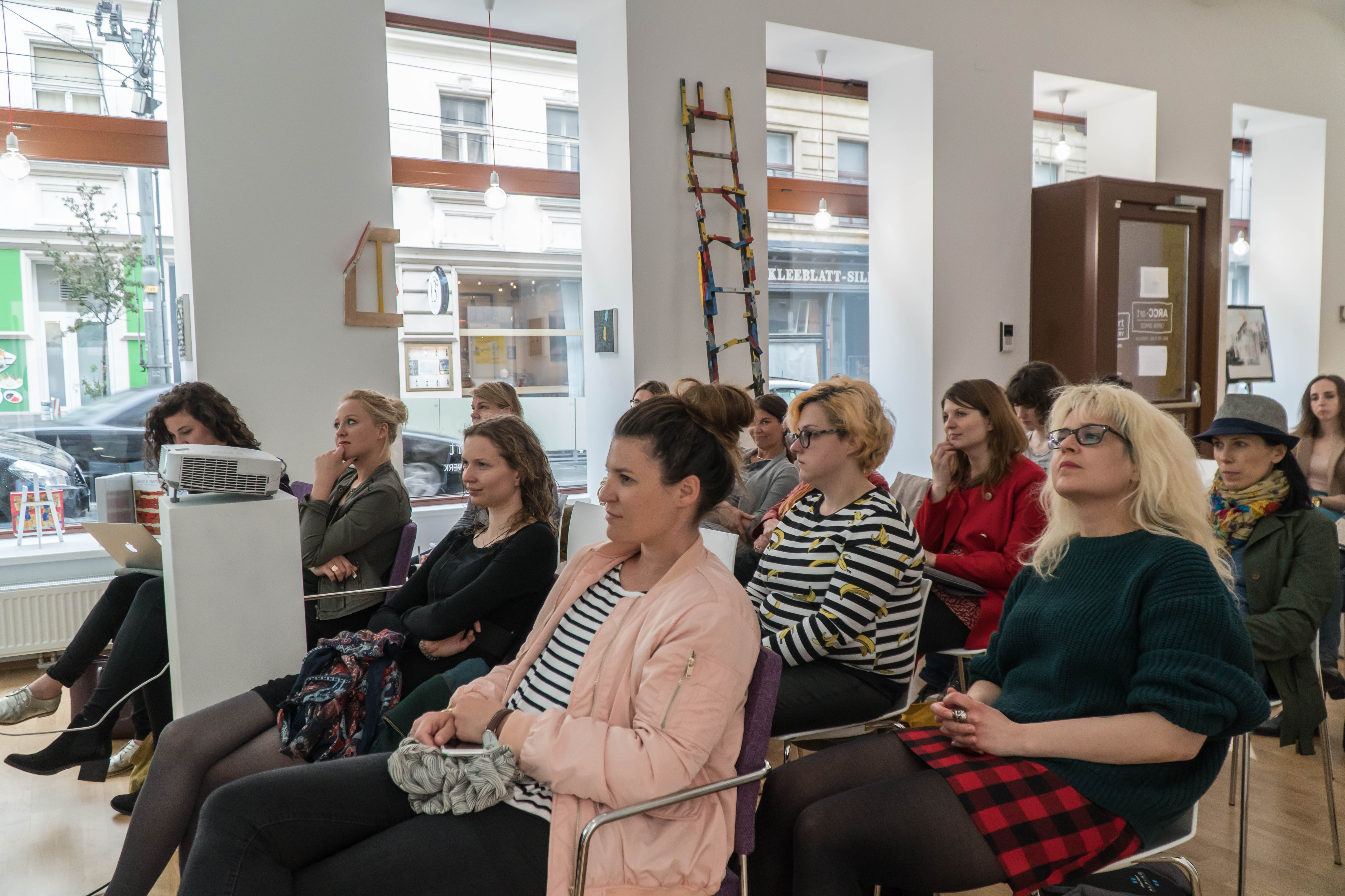 Grinderinnen-Talk in der Galerie ARCC.art